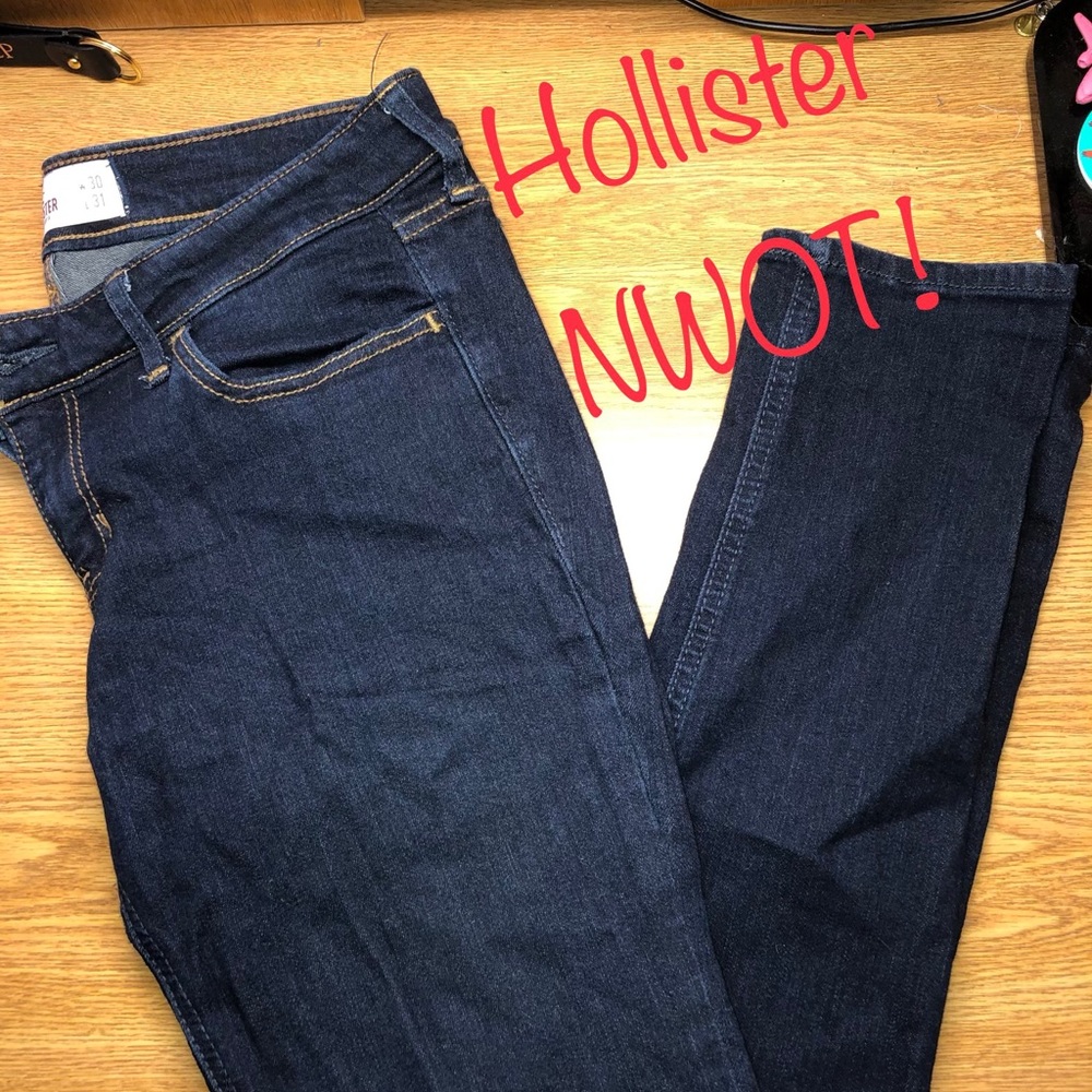🚨SOLD🚨NWOT Hollister Jeans